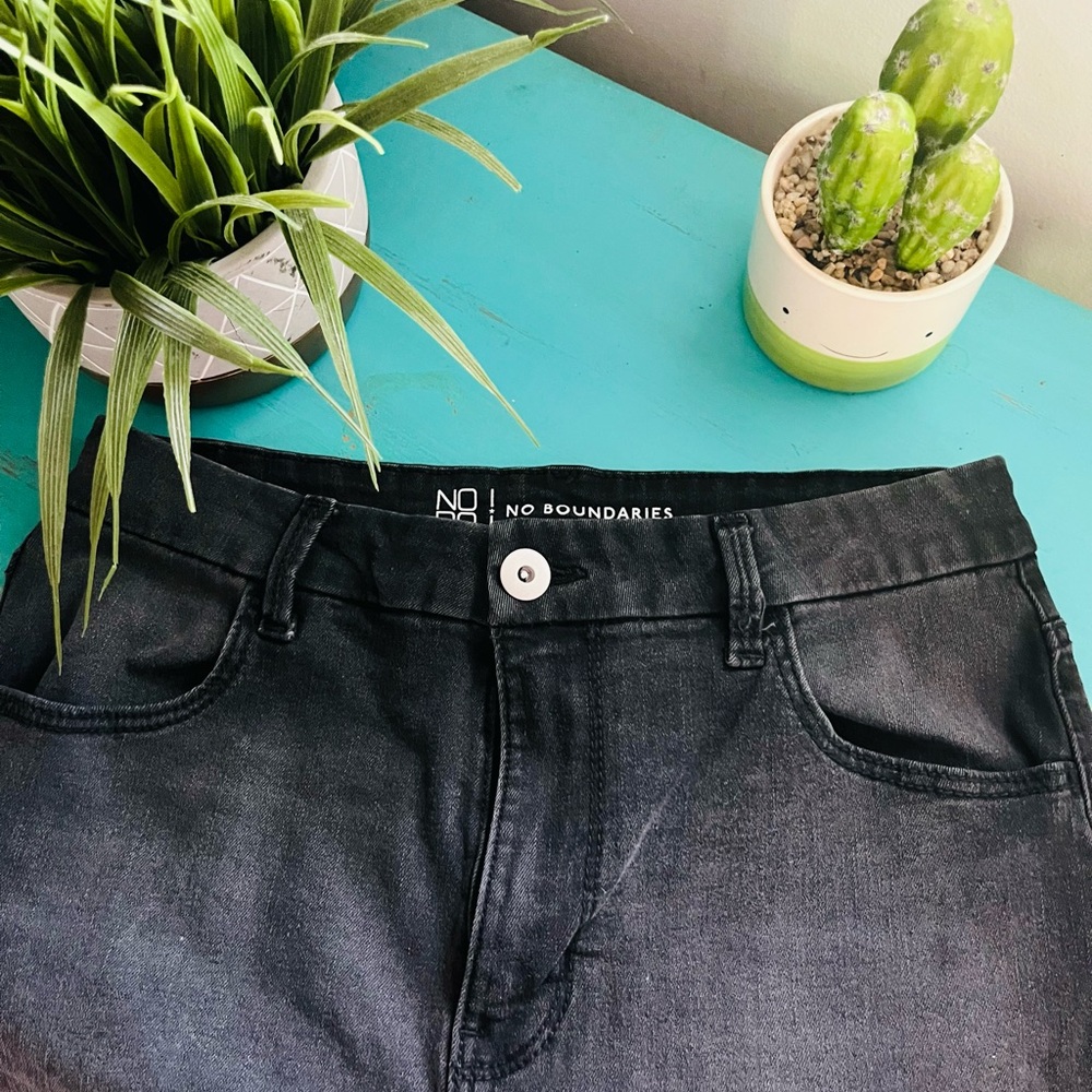 No Boundaries High-Waist Black Women's Jeans